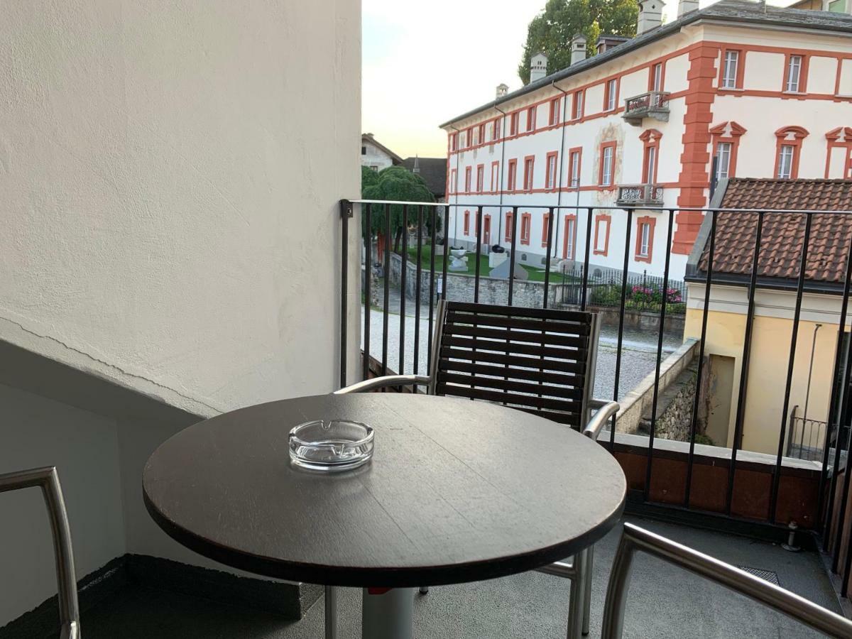 Отель Pardo Bar Локарно Экстерьер фото